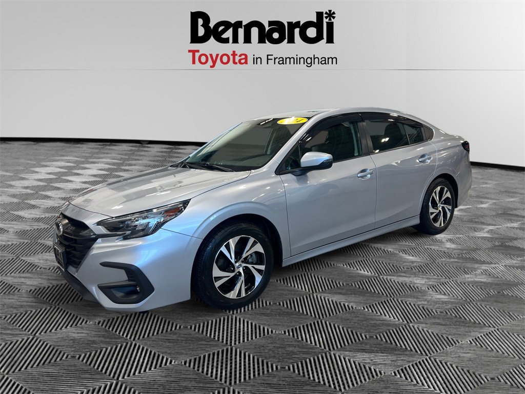 2024 Subaru Legacy Premium's photo