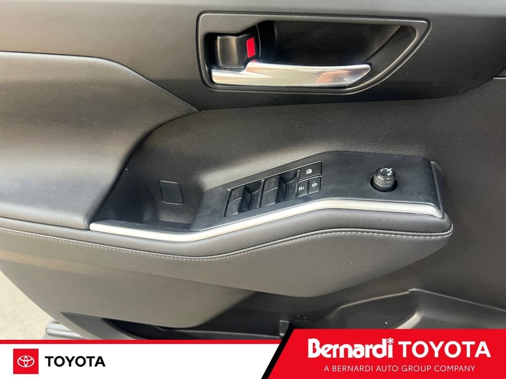 2024 Toyota Highlander XLE - Photo 25