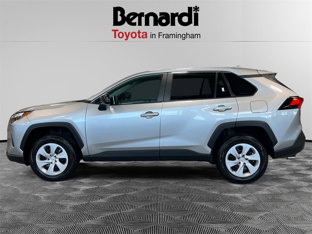 2024 Toyota RAV4 LE photo 2