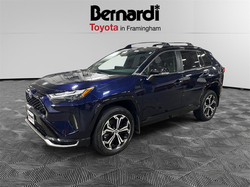 2023 Toyota RAV4 XSE's photo