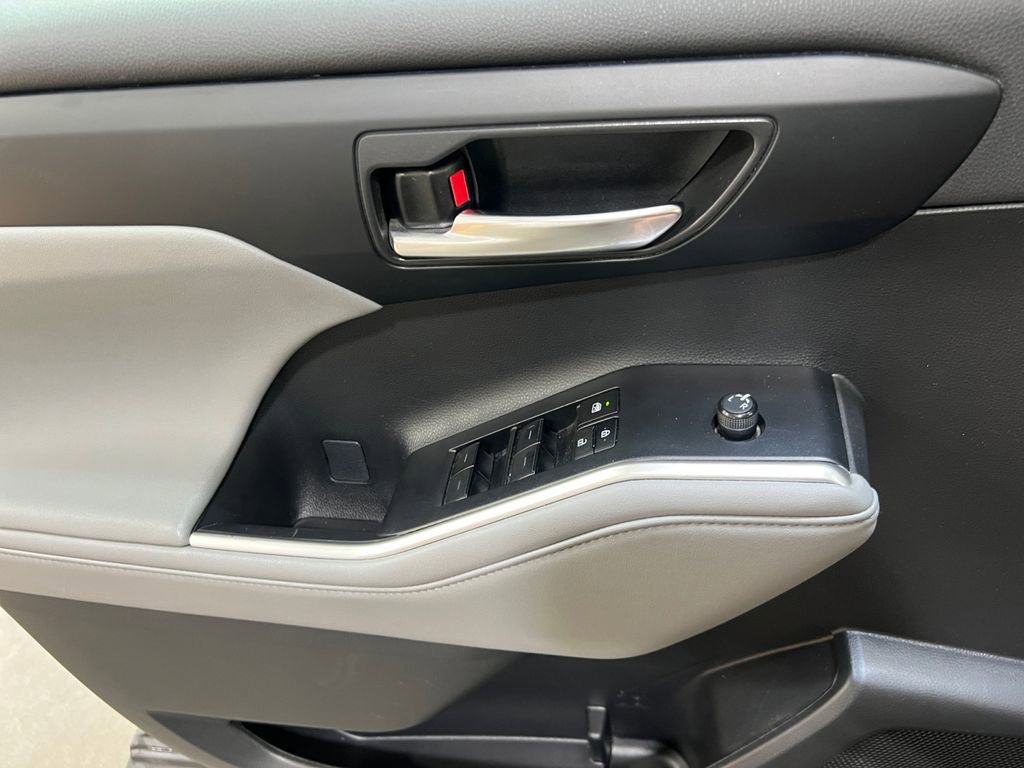 2023 Toyota Highlander XLE - Photo 26