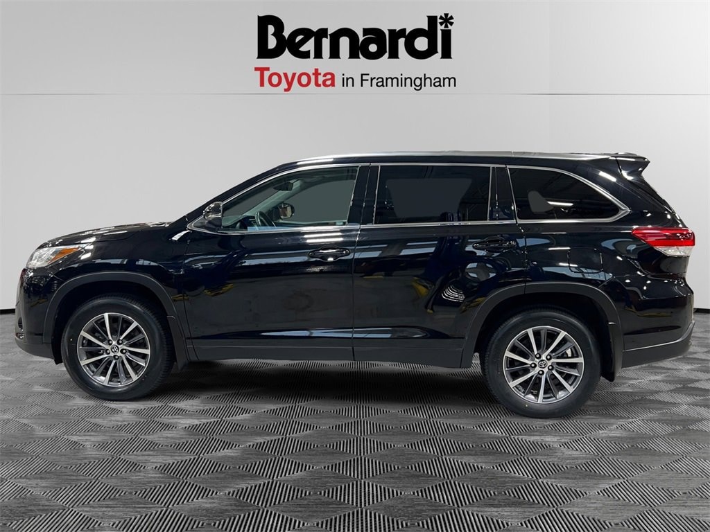 Certified 2019 Toyota Highlander XLE V6 SUV