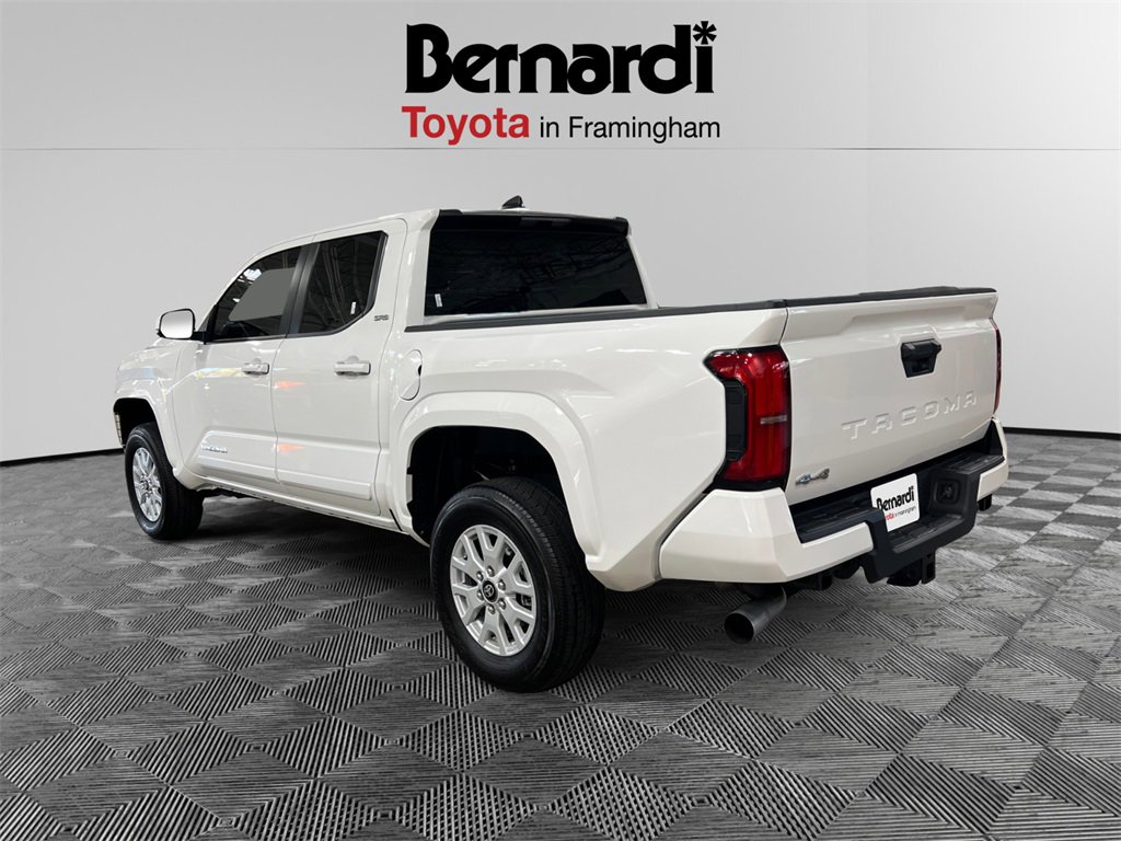 2025 Toyota Tacoma SR5 photo 3