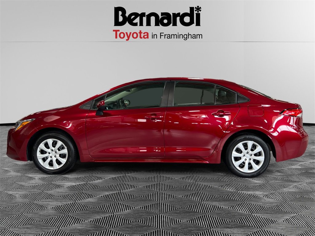 2024 Toyota Corolla LE photo 2