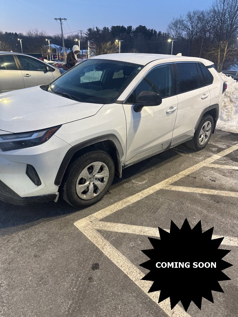 2024 Toyota RAV4 LE