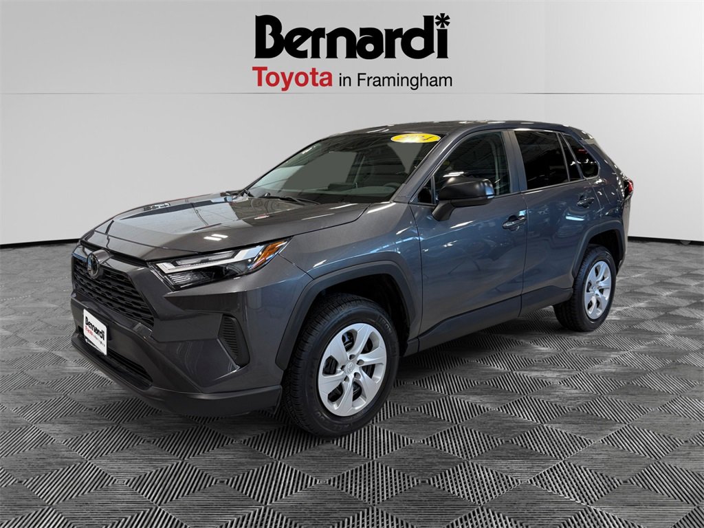 2024 Toyota RAV4 LE's photo
