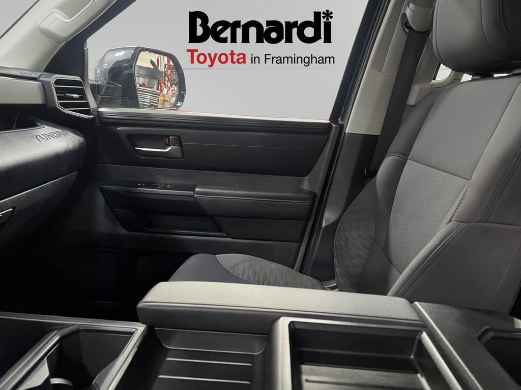 2024 Toyota Tundra SR5 - Photo 14
