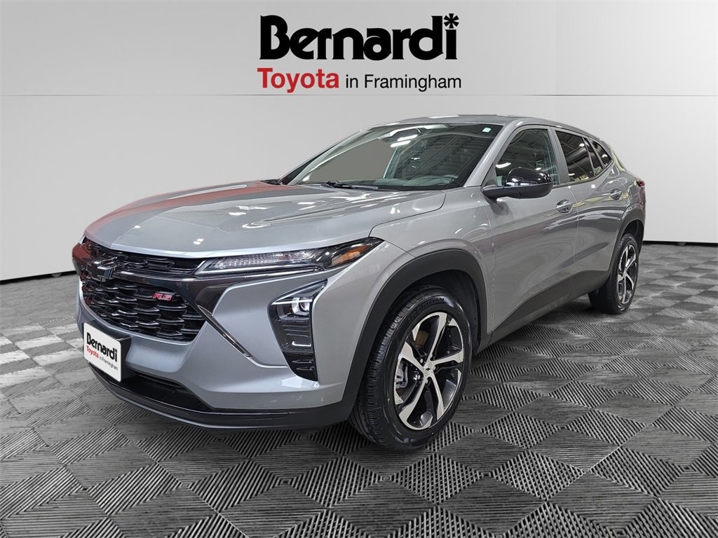 Used 2024 Chevrolet Trax 1RS SUV