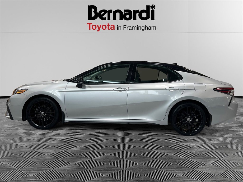 2024 Toyota Camry XSE V6 photo 2