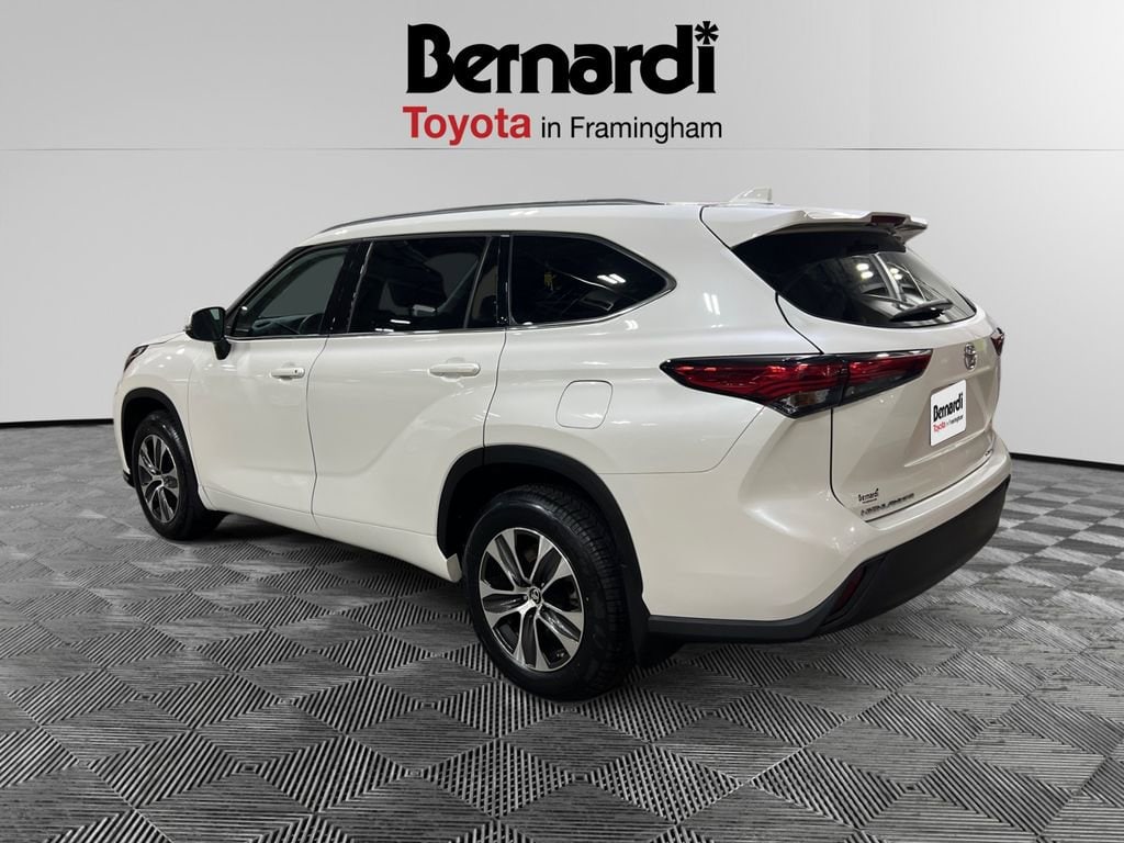 Certified 2021 Toyota Highlander XLE SUV