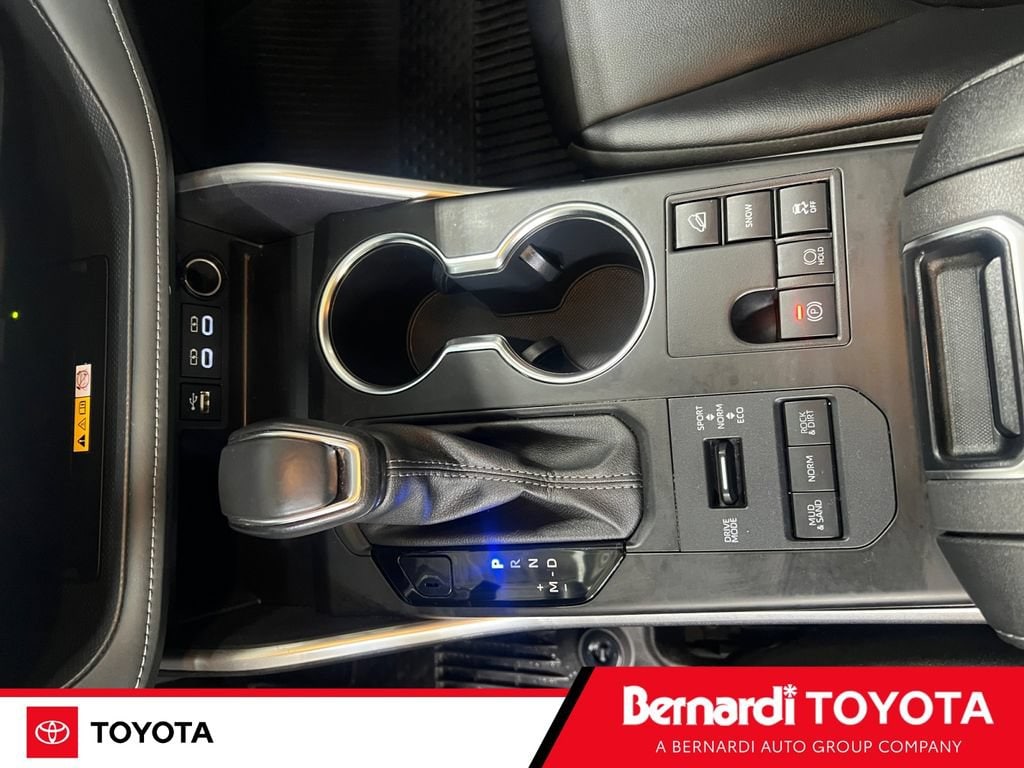 2024 Toyota Highlander XLE - Photo 18