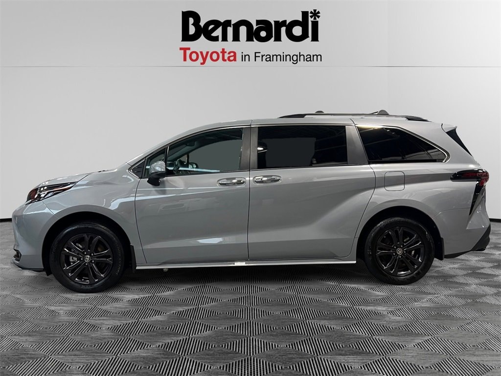 Certified 2024 Toyota Sienna Woodland Edition Van Passenger Van