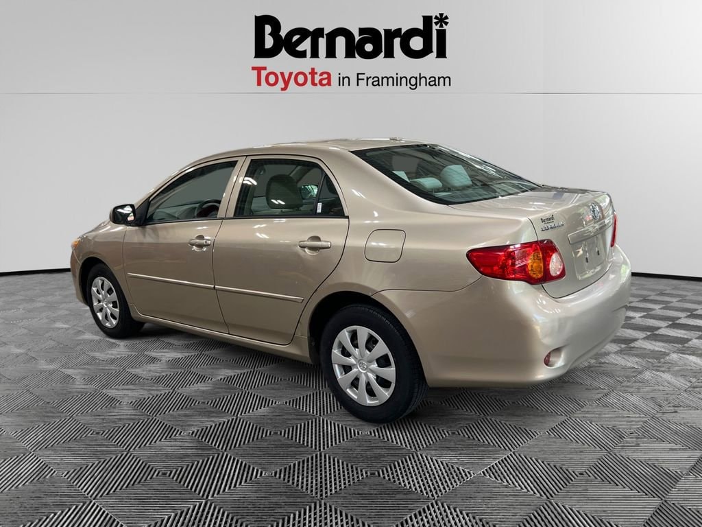 Used 2010 Toyota Corolla LE Sedan