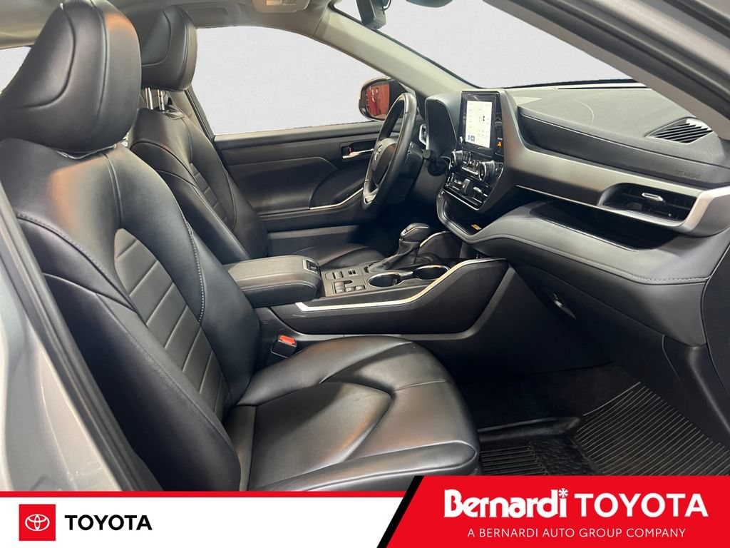 2024 Toyota Highlander XLE - Photo 15
