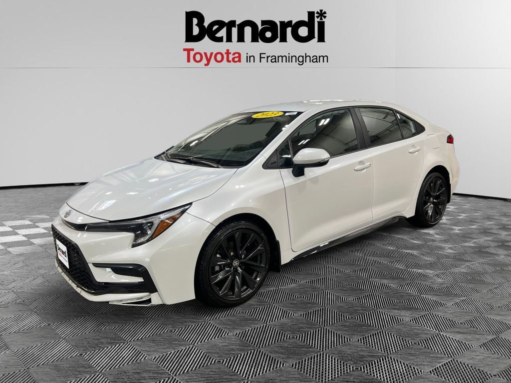 Used 2023 Toyota Corolla SE Sedan