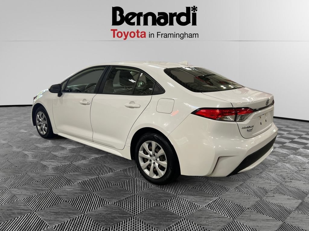 Used 2020 Toyota Corolla LE Sedan