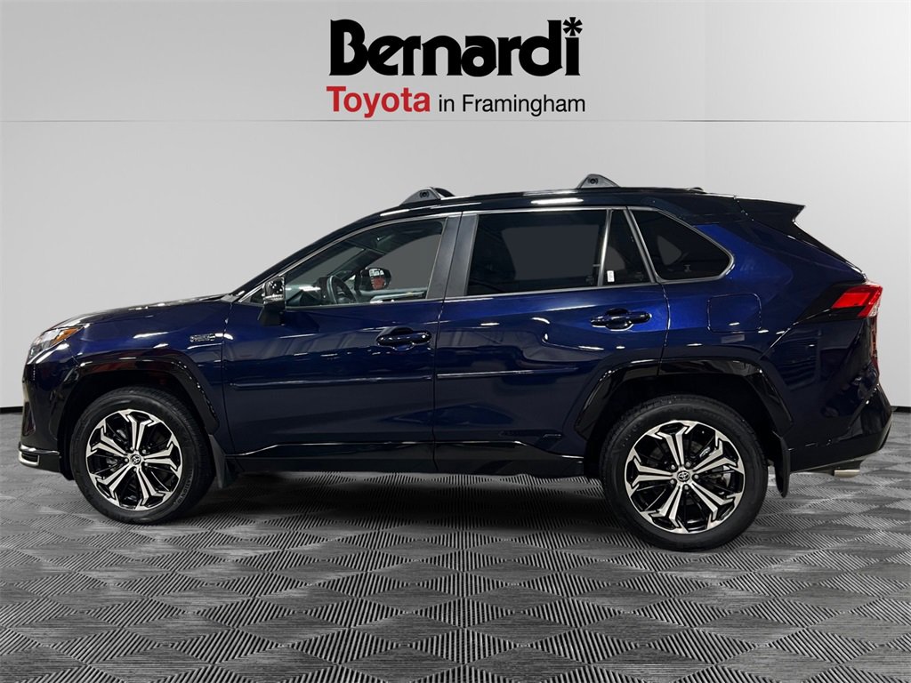 2023 Toyota RAV4 Prime XSE photo 2
