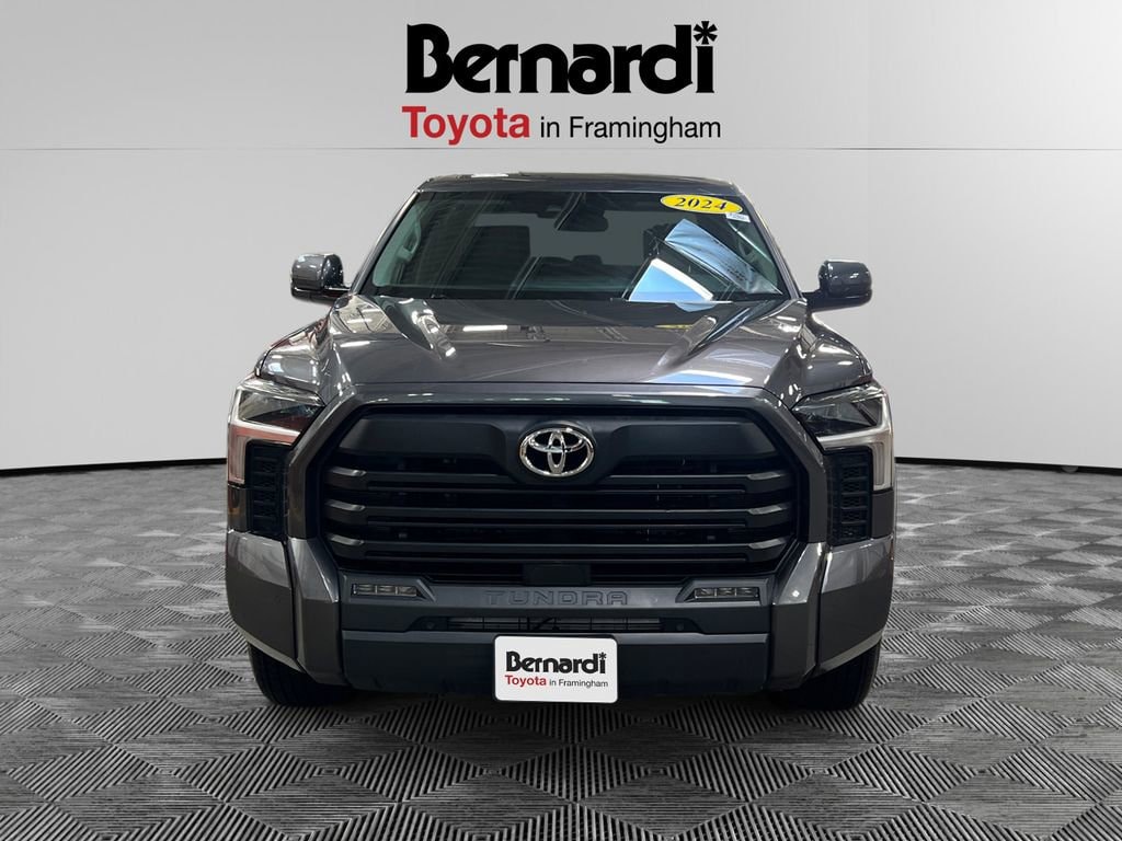 2024 Toyota Tundra SR5 - Photo 8