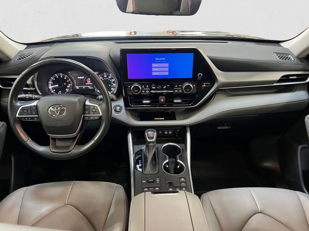 2023 Toyota Highlander XLE - Photo 10