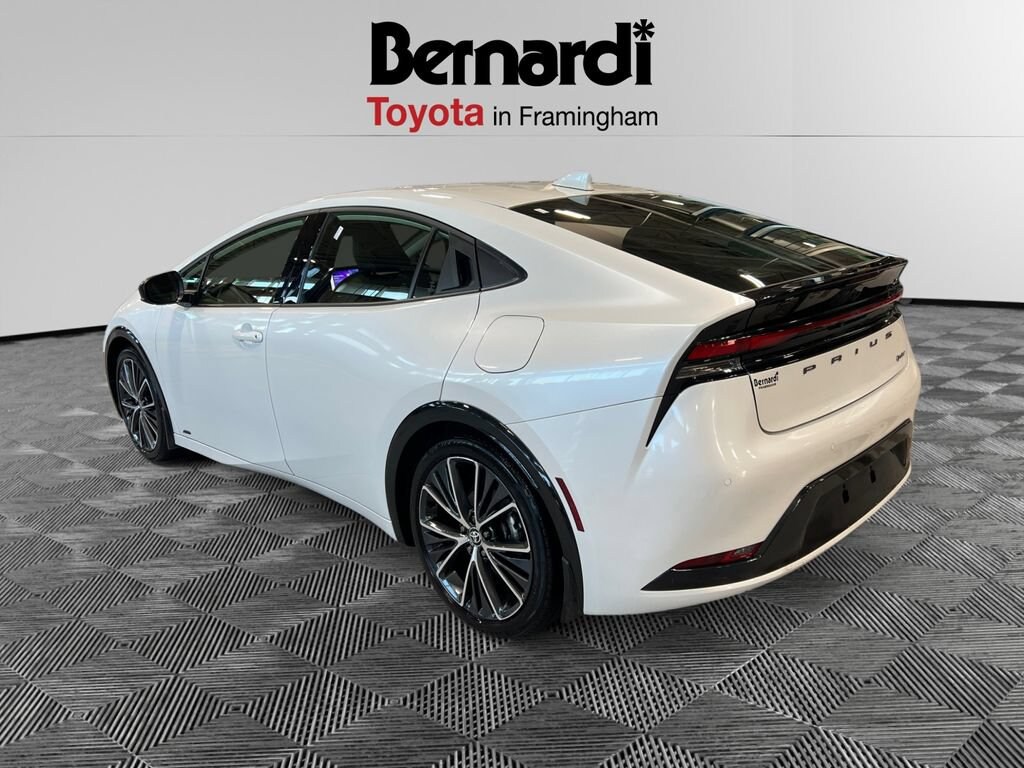 Certified 2024 Toyota Prius Hatchback