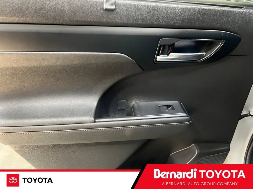 2024 Toyota Highlander XLE - Photo 26