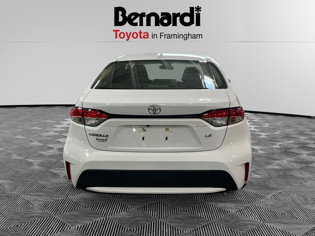 Used 2020 Toyota Corolla LE Sedan