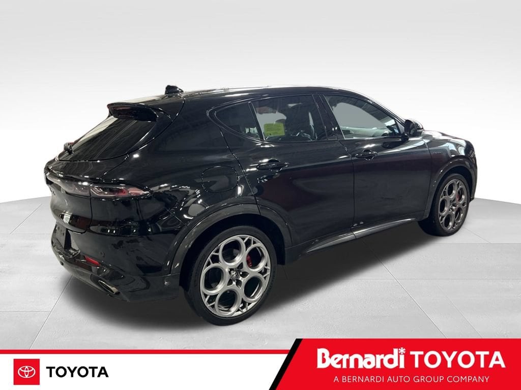 Used 2024 Alfa Romeo Tonale Veloce SUV