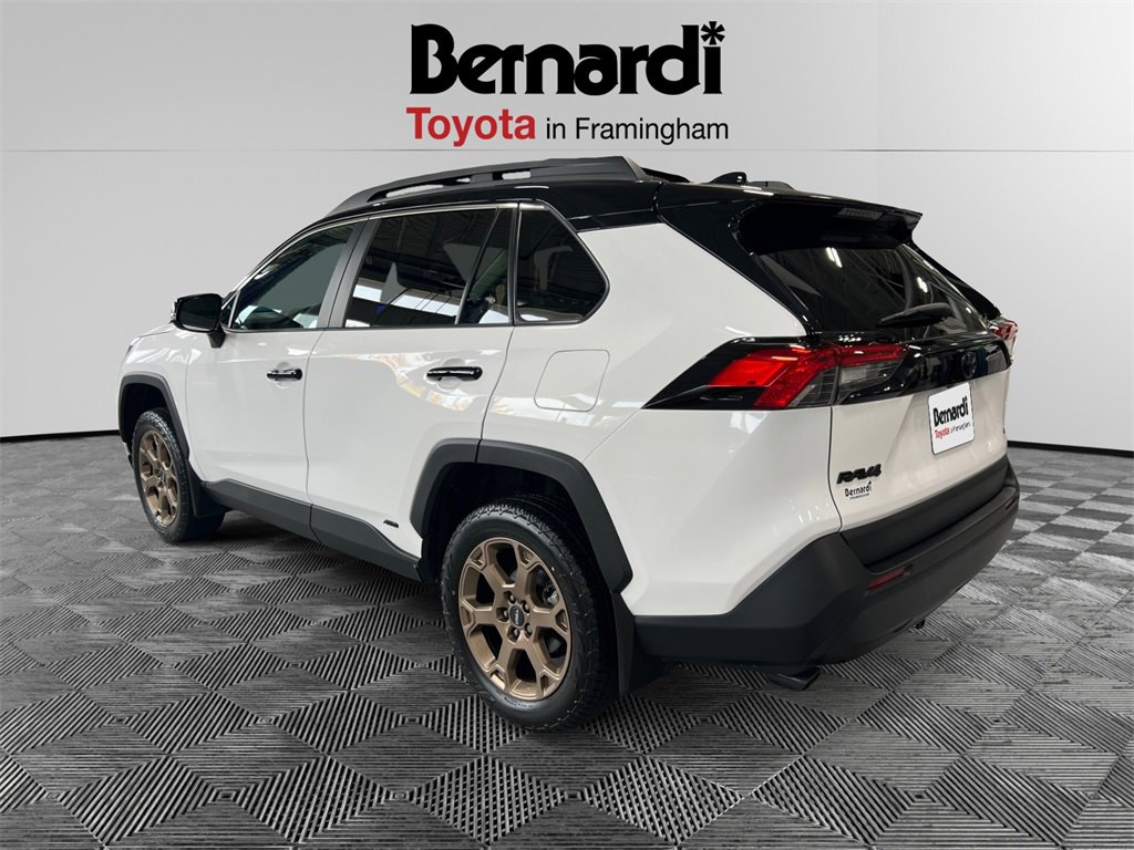 2024 Toyota RAV4 Hybrid photo 2