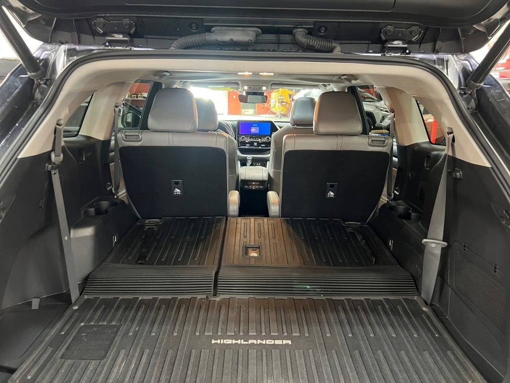 2023 Toyota Highlander XLE - Photo 28