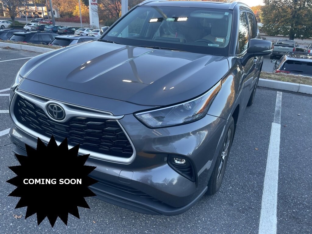 Used 2022 Toyota Highlander XLE SUV