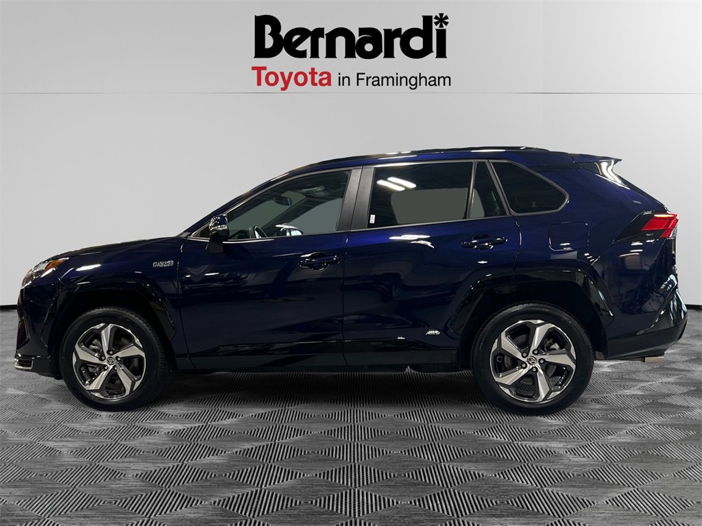 2024 Toyota RAV4 Prime SE photo 2