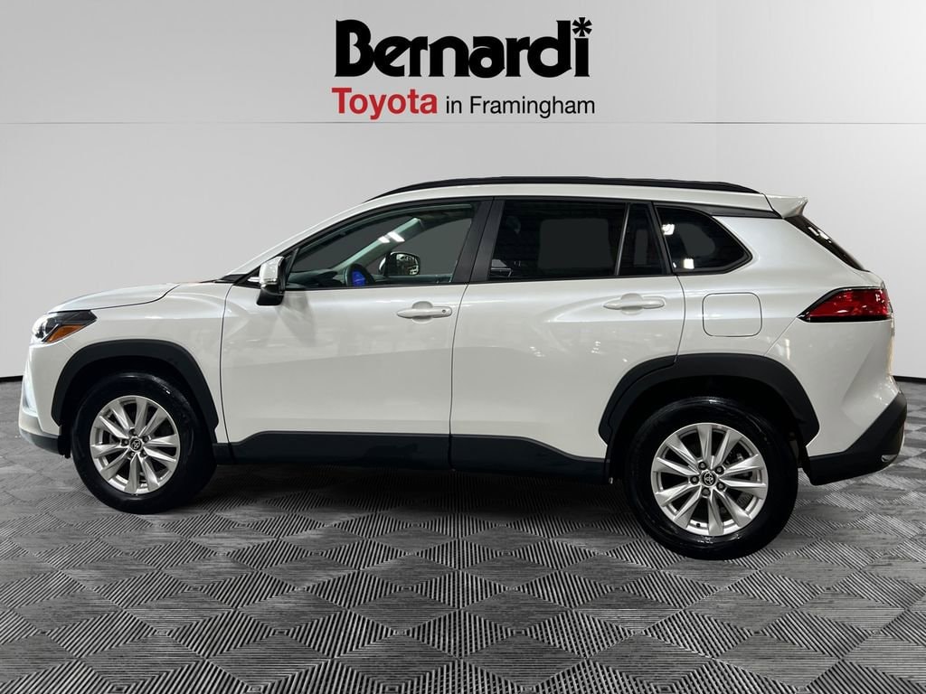 Used 2023 Toyota Corolla Cross LE SUV