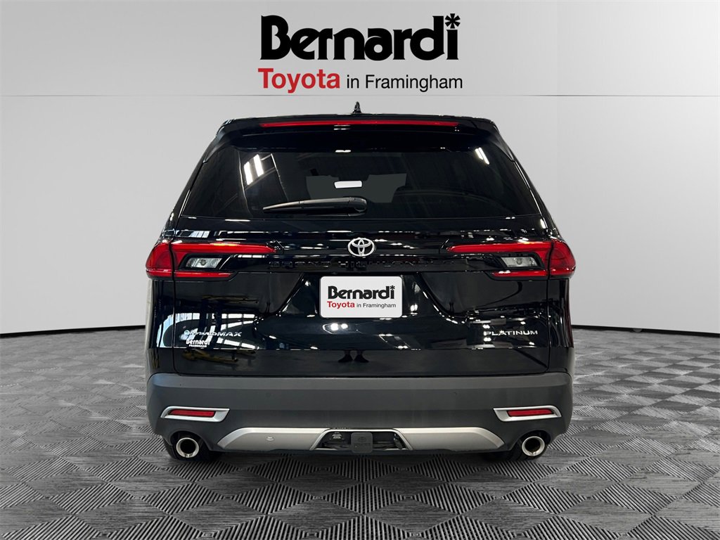 2024 Toyota Highlander Hybrid Platinum photo 4