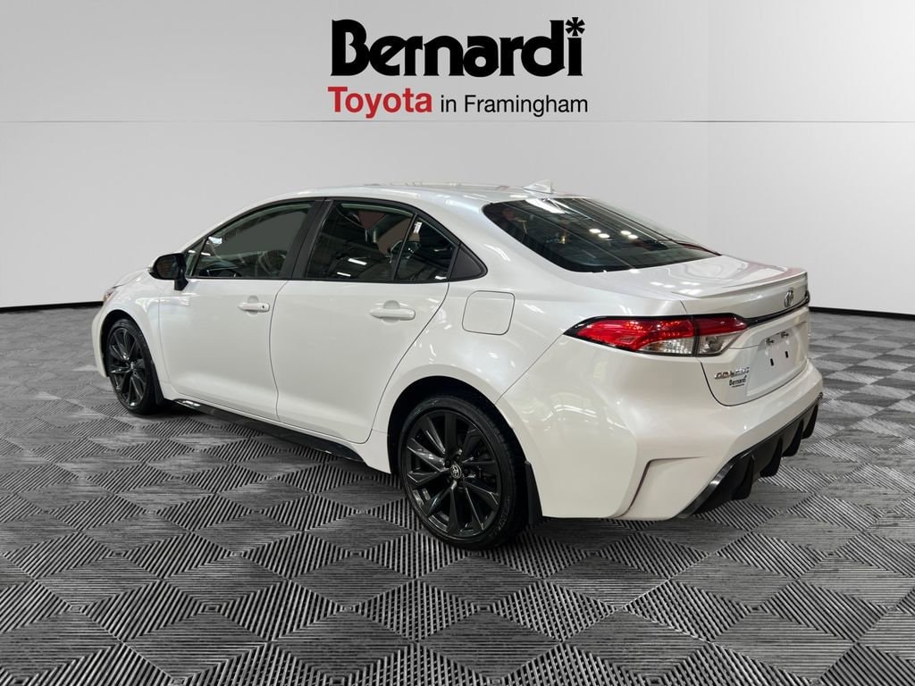 Used 2023 Toyota Corolla SE Sedan