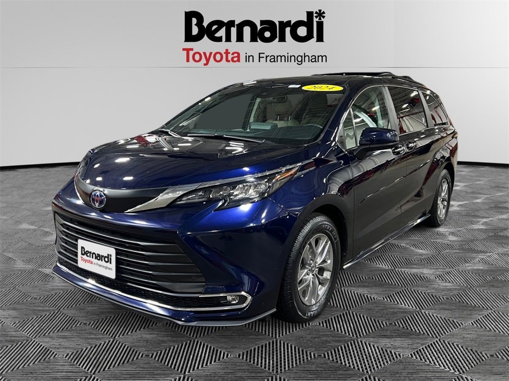 Certified 2024 Toyota Sienna XLE 7 Passenger Van Passenger Van