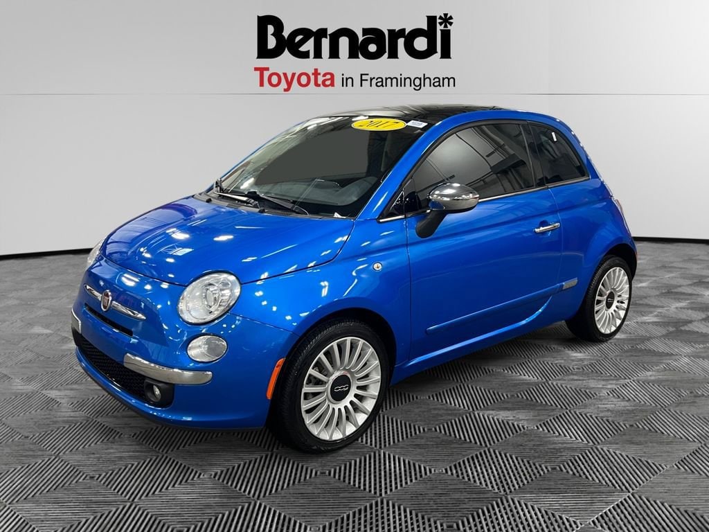 2017 FIAT 500 Lounge's photo