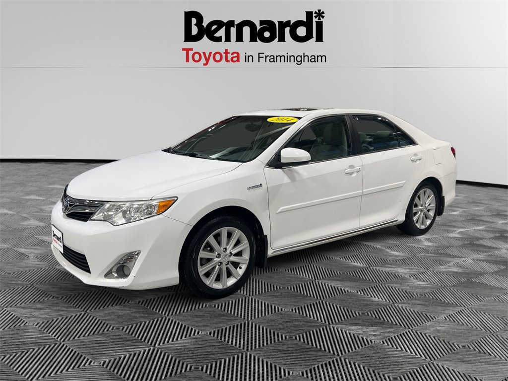 2014 Toyota Camry SE Hybrid