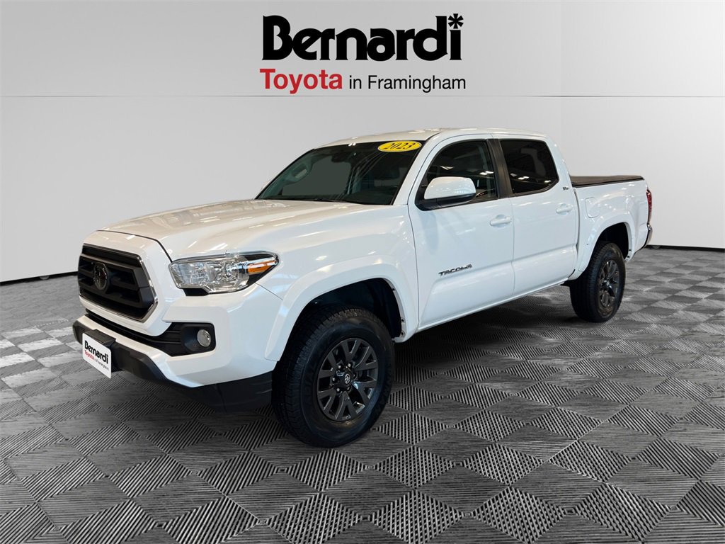 2023 Toyota Tacoma SR5's photo