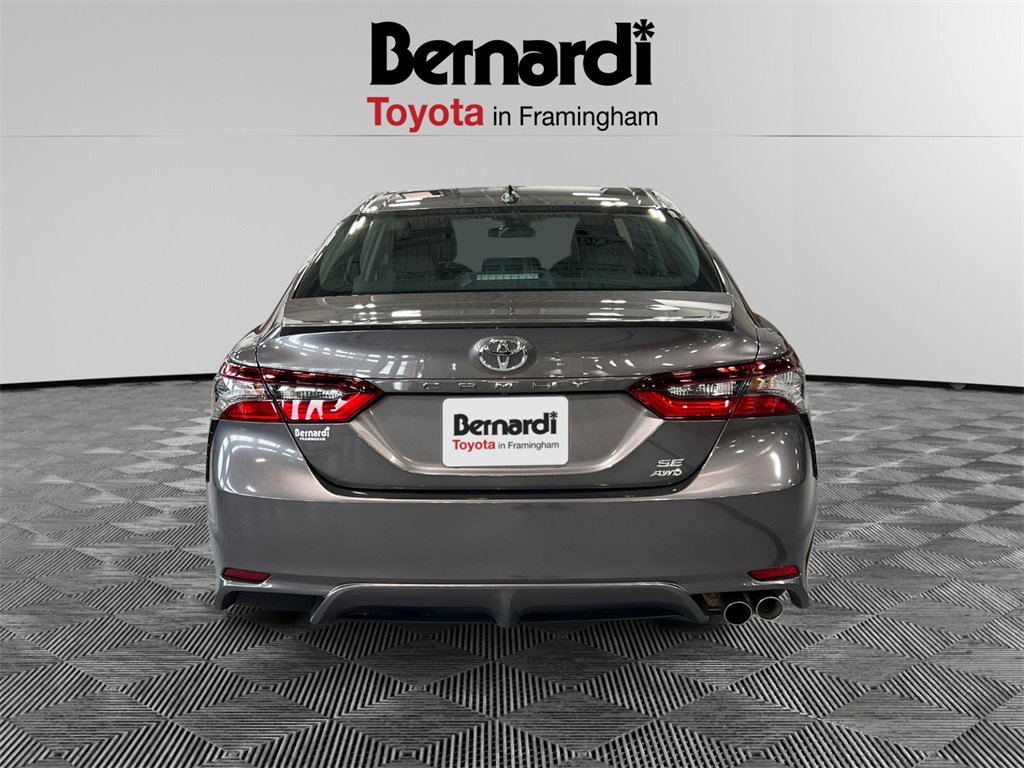 2024 Toyota Camry SE photo 4