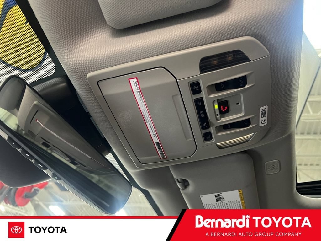 2024 Toyota Highlander XLE - Photo 19