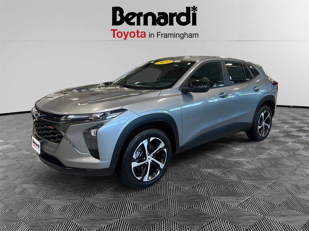 2024 Chevrolet Trax RS's photo