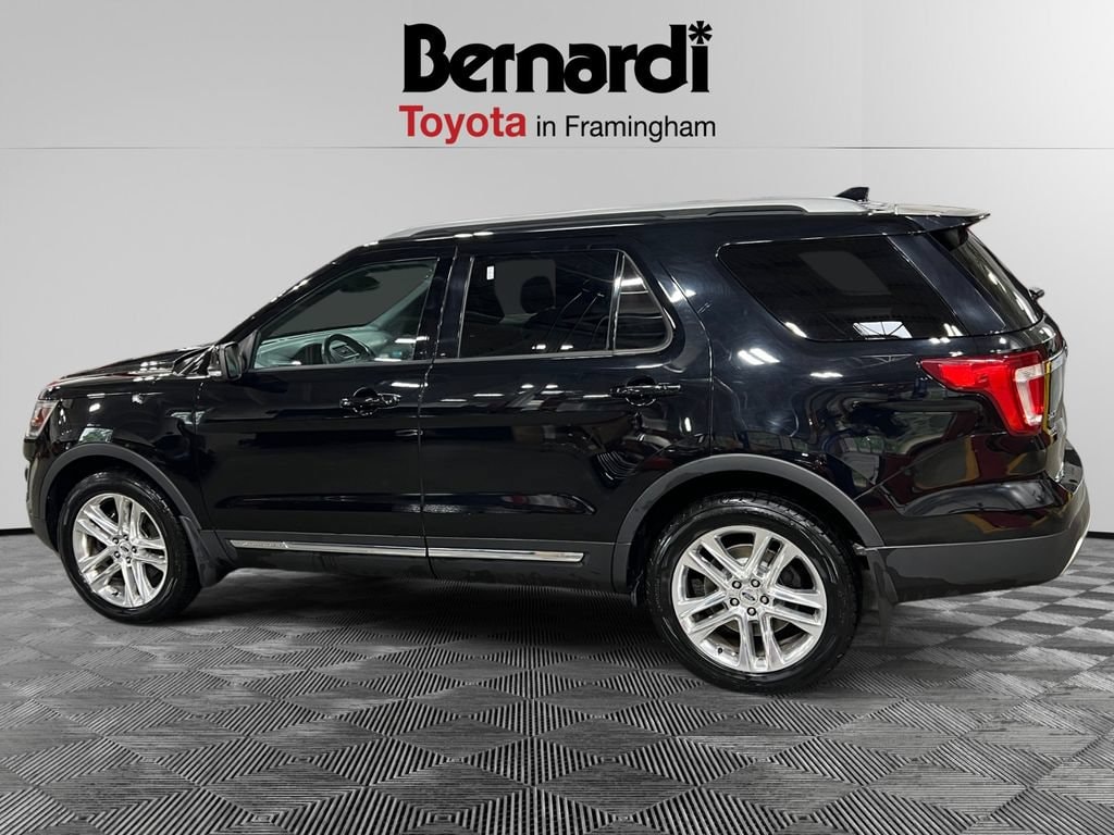 Used 2017 Ford Explorer XLT with VIN 1FM5K8D86HGB11911 for sale in Framingham, MA