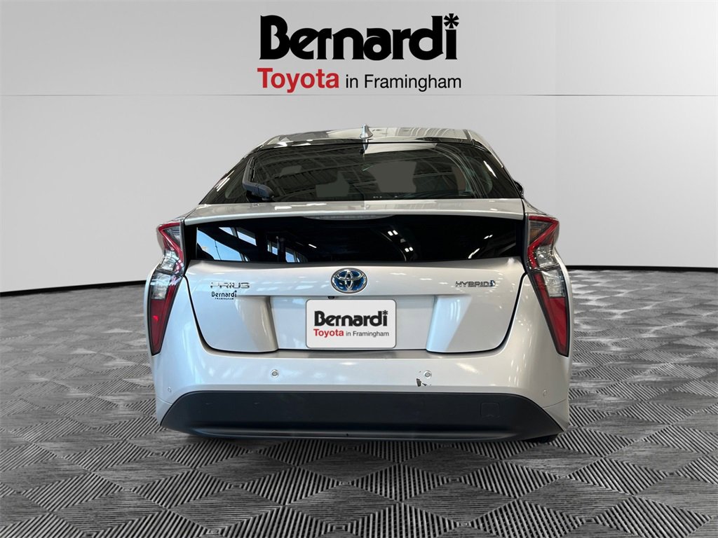 2017 Toyota Prius Two photo 3