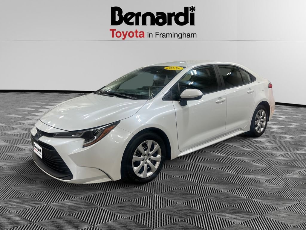 Used 2024 Toyota Corolla LE Sedan