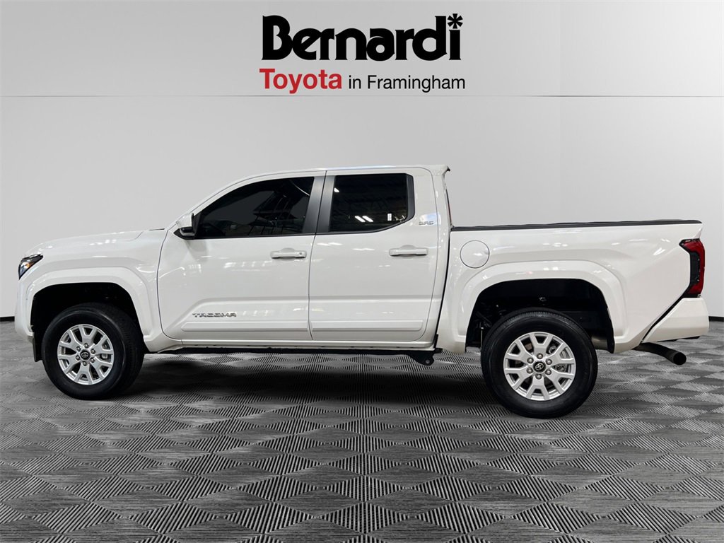 2025 Toyota Tacoma SR5 photo 2