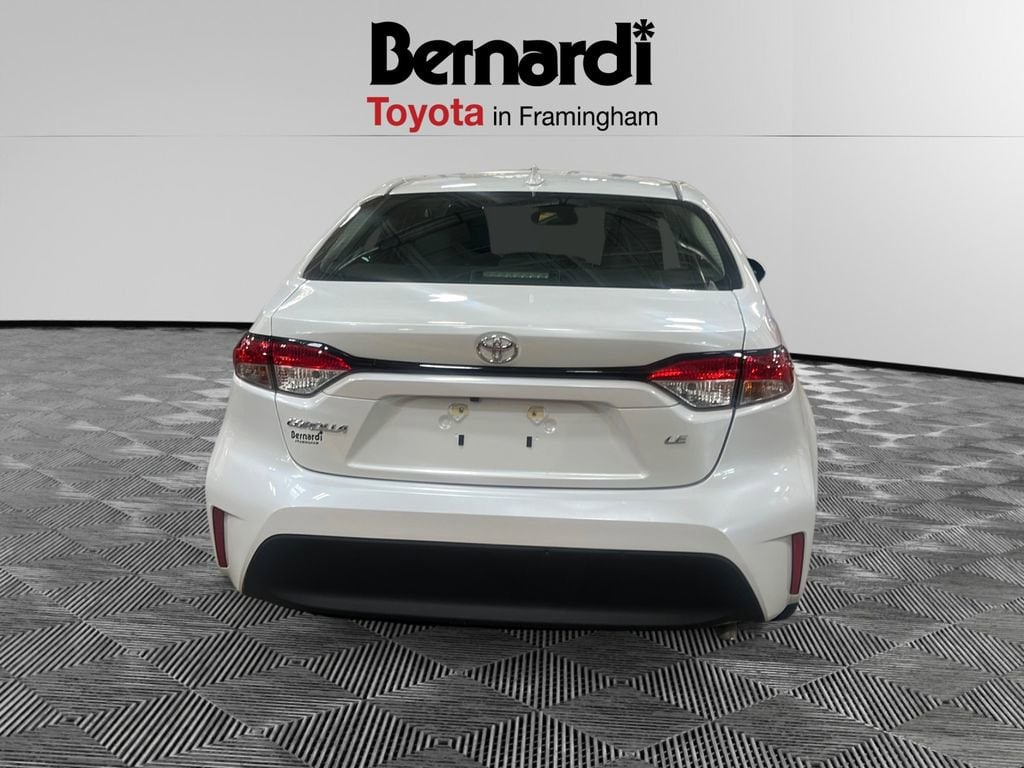 Used 2024 Toyota Corolla LE Sedan