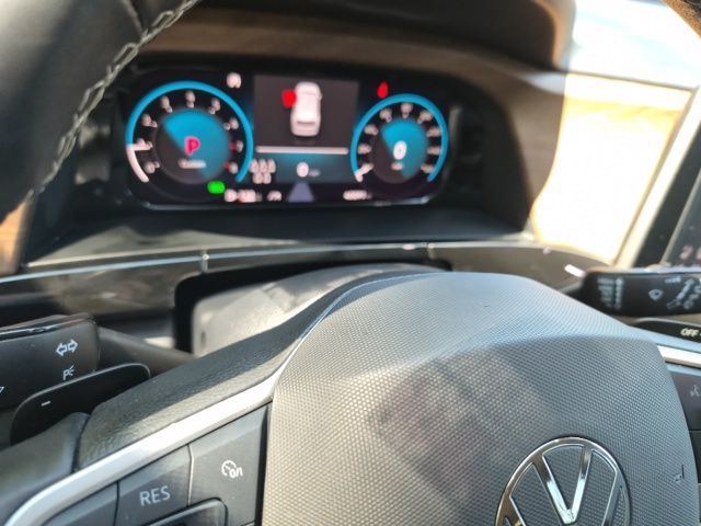 2025 Volkswagen Atlas SE w/Tech - Photo 21