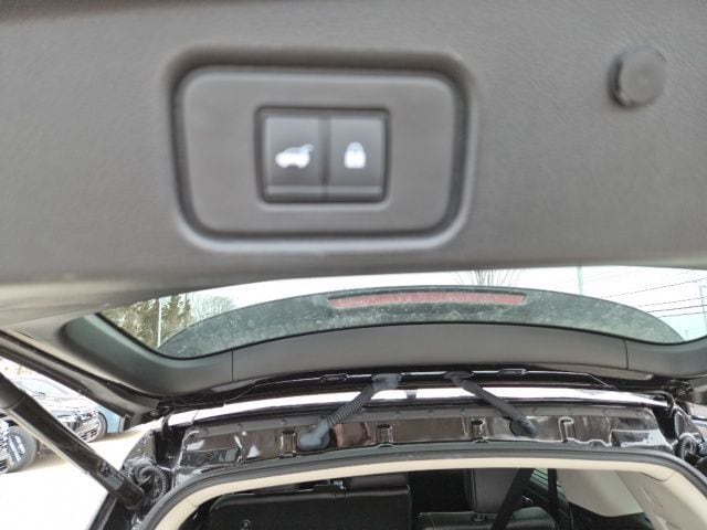 2024 Nissan Pathfinder SL - Photo 10