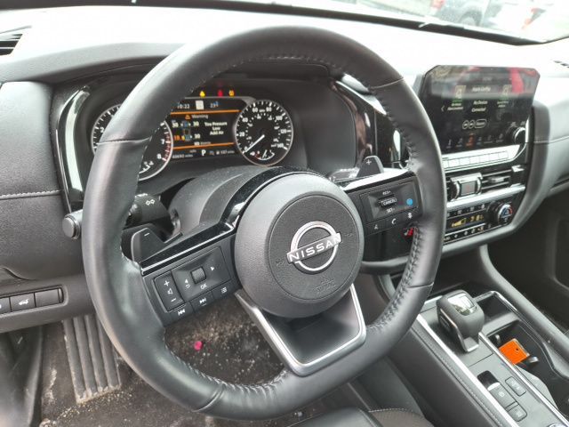 2024 Nissan Pathfinder SL - Photo 19