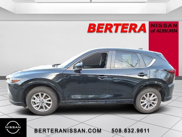 2025 Mazda CX-5 S Preferred package Auto AWD's photo
